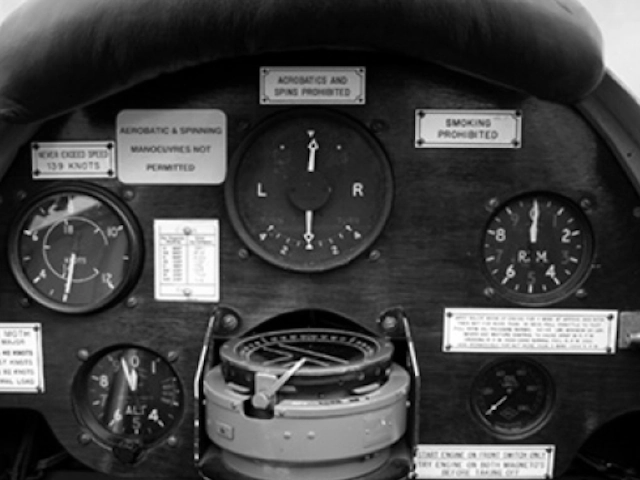 Tiger Moth II Cockpit