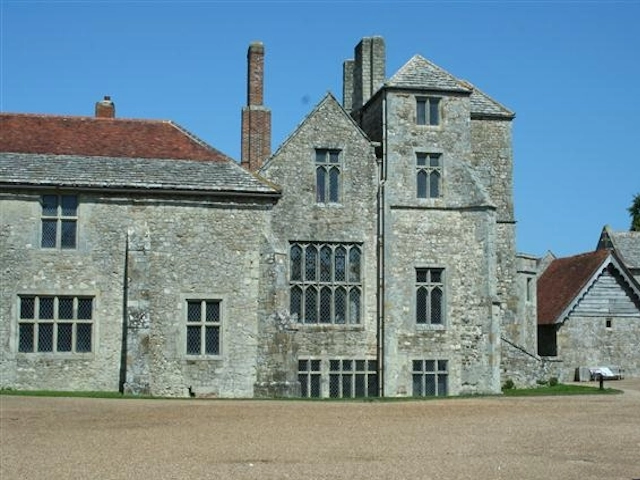 Carisbrooke Castle Museum